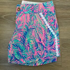 Lilly Pulitzer Callahan Short in Pink Sunset Coconut Breeze